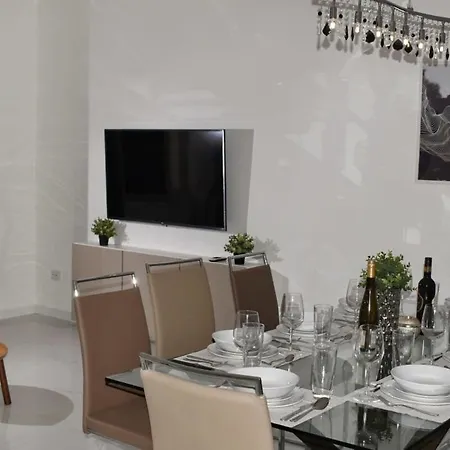 Very New Place With Air Conditioning *