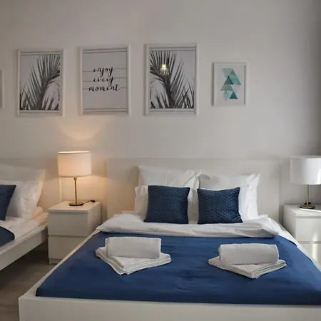 Very New Place With Air Conditioning * 부다페스트