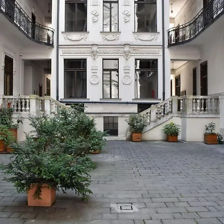 Apartament Very New Place With Air Conditioning Budapesta